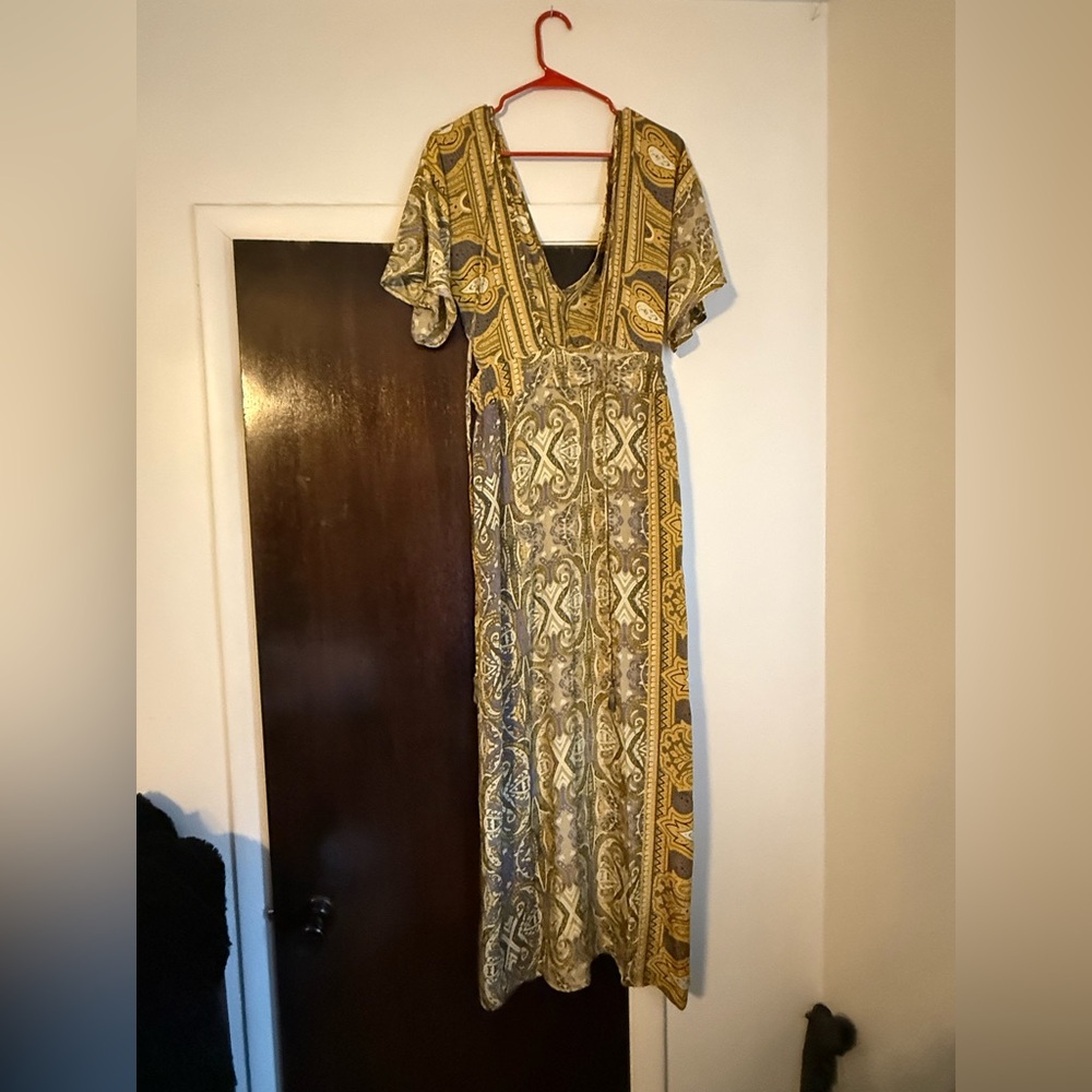 EARTHBOUND Yellow and Gray Paisley Maxi Dress